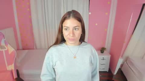 Marie online show from November 3, 9:32 am