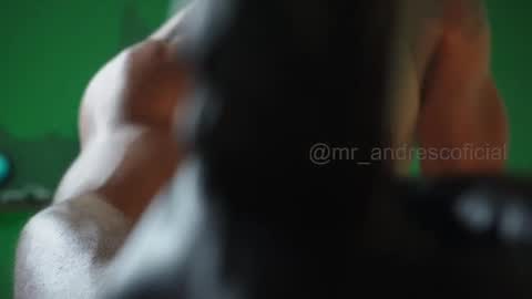 andres    online show from March 7, 10:43 pm