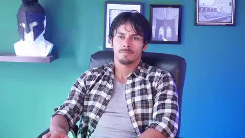 andres    online show from January 24, 8:00 pm