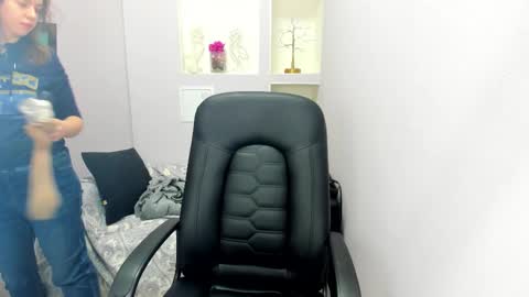 horror flying on the wings of the night.... online show from March 21, 3:38 pm