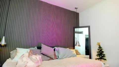 Lizza online show from December 16, 11:38 am