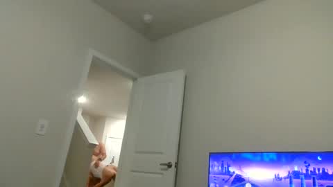 Carl bigcock sissy online show from July 3, 5:23 am