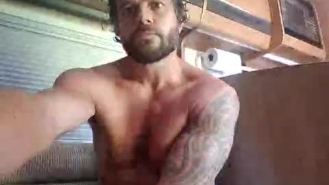 pete_le_meat online show from July 17, 8:49 am