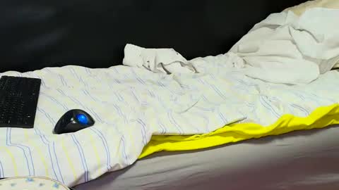 peter196888 online show from March 17, 10:31 am