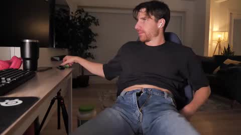 Peter Parker online show from October 19, 4:50 am