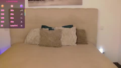 Peters Emily online show from September 9, 12:27 pm