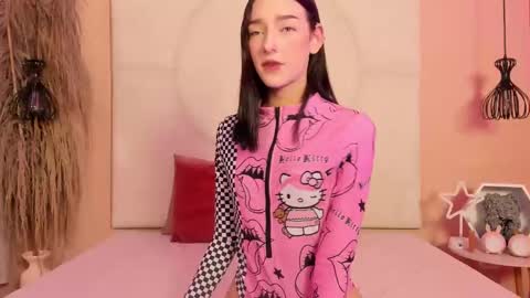 Alice   online show from February 26, 8:15 pm