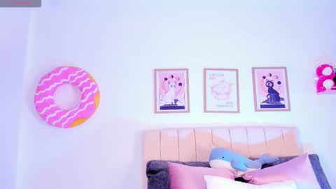 Im Rosse but u can call me Rossie or Rosita . online show from February 8, 2:15 am