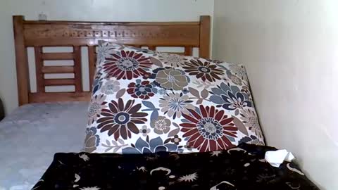 Charm online show from April 3, 9:22 pm