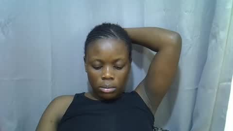 petite_melan online show from September 10, 6:31 pm