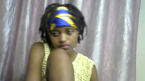 petite_star2 online show from December 13, 7:53 pm