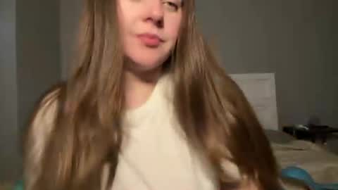 Bella online show from August 7, 12:20 am