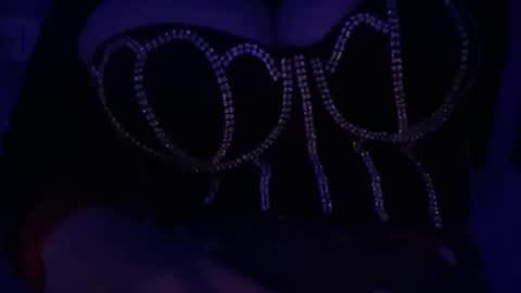 peular online show from January 15, 9:56 pm