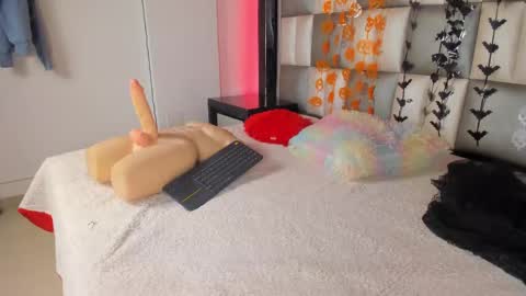 peyton_wat20 online show from October 7, 5:36 am