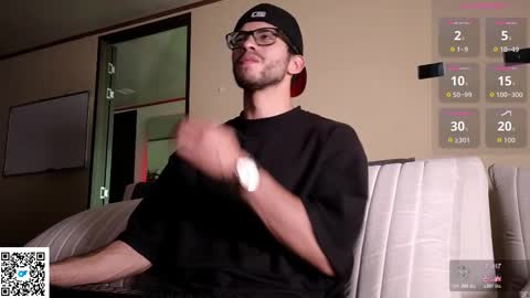 phantom_bigger1 online show from March 27, 3:46 pm