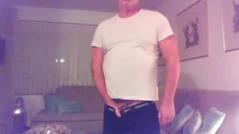 Phil online show from November 4, 7:26 pm