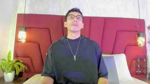 Milo online show from April 11, 11:36 am