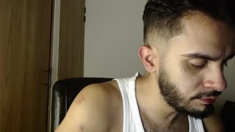 philipdj1 online show from April 22, 3:57 am