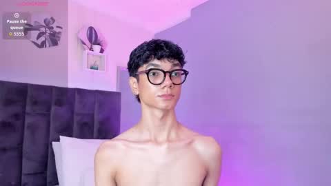 Phillip online show from September 13, 10:34 pm