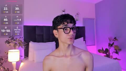 Phillip online show from November 13, 12:35 am