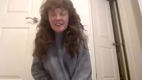 sophie online show from January 21, 10:30 pm