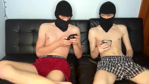 phoenixxtate online show from April 7, 10:01 pm