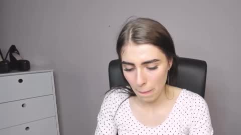 P I A online show from September 22, 2:10 pm