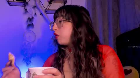  PIA FISHER  online show from October 4, 3:15 am