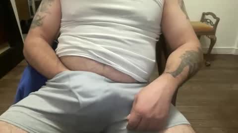 Snapshot of pierced_leather chatting on October 26, 2:56 am pierced_leather online show from October 26, 2:56 am