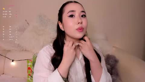 Pixsy online show from June 18, 7:47 am