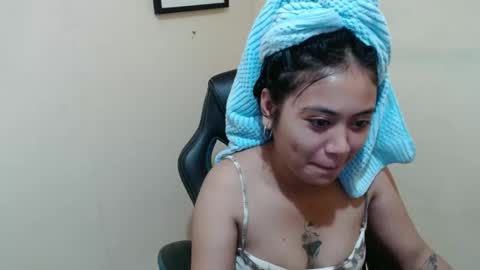 pinay_shinexxx online show from April 15, 5:27 pm