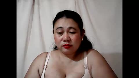 pinaymama12345 online show from April 15, 12:03 am