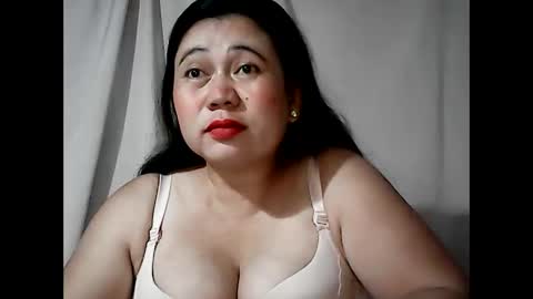 pinaymama12345 online show from March 16, 11:09 pm