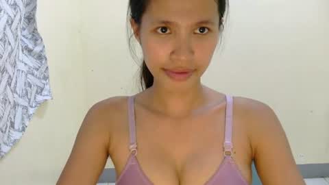pink_bubbles011 online show from July 17, 10:39 am