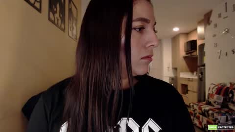 Eli online show from December 21, 1:17 pm