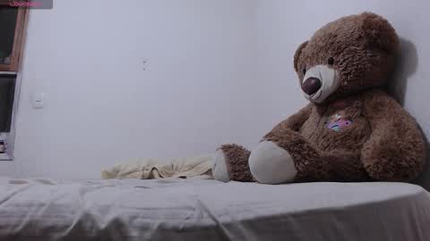 pink_love_25 online show from March 10, 7:56 am