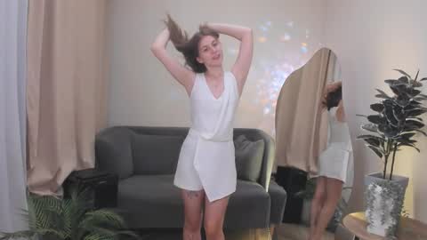 Muse online show from September 17, 3:04 pm