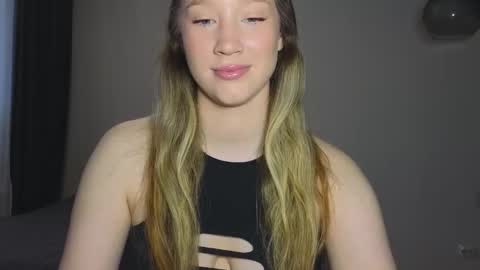   online show from December 3, 3:51 am