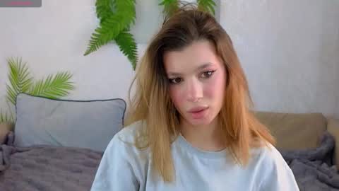 Adele online show from March 19, 8:31 am