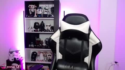 Emily online show from October 15, 9:48 pm