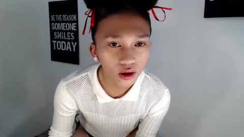 pinkdollbaby_ online show from April 18, 9:15 pm