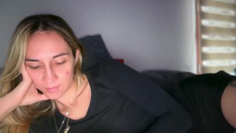 Pinkilola online show from April 19, 7:38 pm