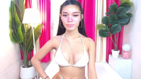 Kyline online show from April 3, 2:29 am