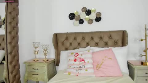 pinkmoon30 online show from March 10, 11:36 am