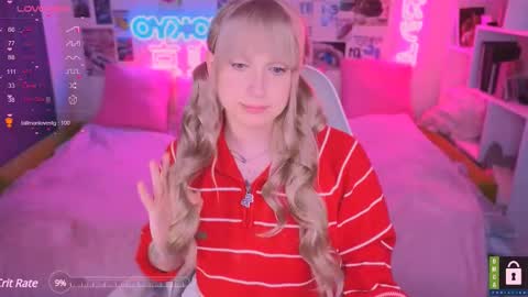 Snapshot of pinkvenom_ chatting on February 19, 6:21 pm pinkvenom_ online show from February 19, 6:21 pm