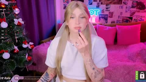 Snapshot of pinkvenom_ chatting on December 30, 5:34 pm pinkvenom_ online show from December 30, 5:34 pm