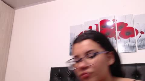 pinky_f00x online show from October 8, 12:29 am