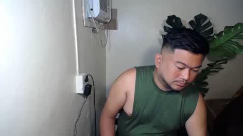 pinoy041087 online show from October 8, 1:13 am