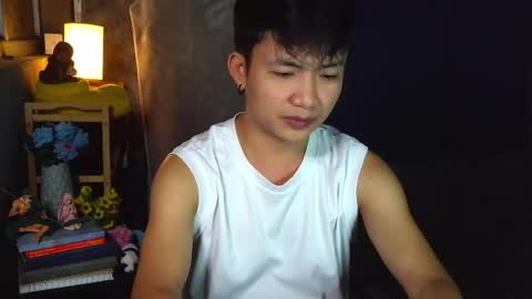 alex online show from April 22, 5:53 pm