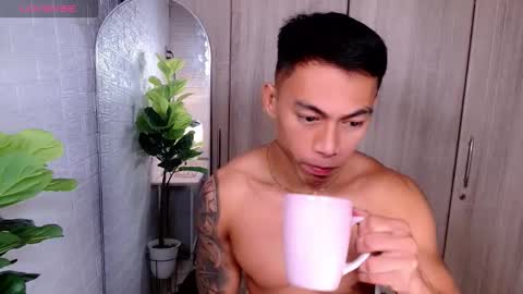 ethan online show from September 14, 8:27 am